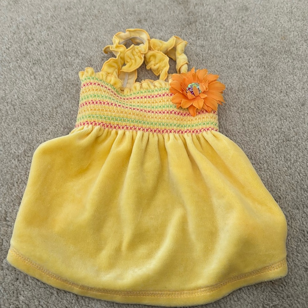 Dog size M yellow dress